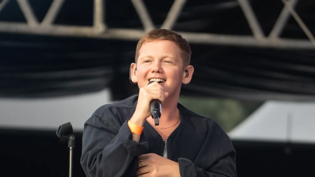 Kae Tempest performing live in 2024