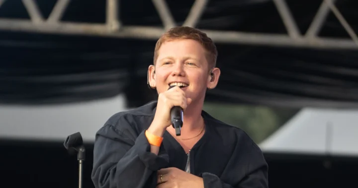 Kae Tempest performing live in 2024