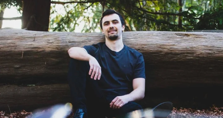 Inside Effervescence: How Logan Threshold Built a One-Man Synth Rock Debut